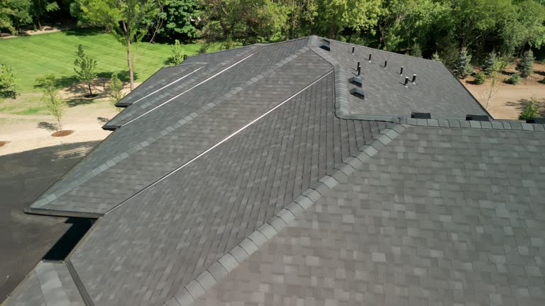 Best Commercial Roofing Services  in Ada, OH